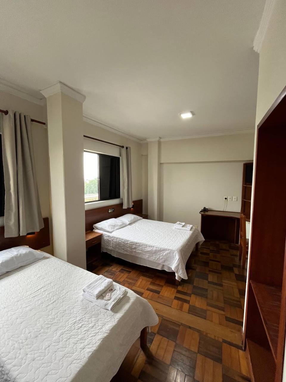 Acomodare Hotel- Sob Nova Direcao Tubarão Exteriör bild