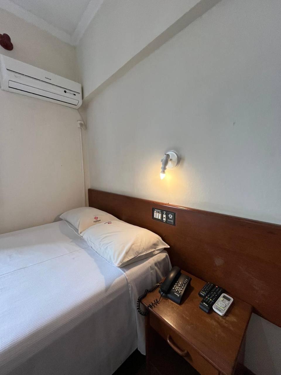 Acomodare Hotel- Sob Nova Direcao Tubarão Exteriör bild